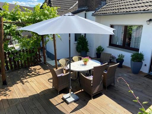 Landgasthaus Jaegerhof Bueren  Bagian luar foto