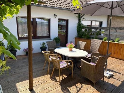 Landgasthaus Jaegerhof Bueren  Bagian luar foto